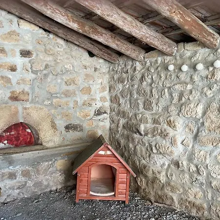 Hébergement de vacances La Maison Bleue Du Plot Ailhon